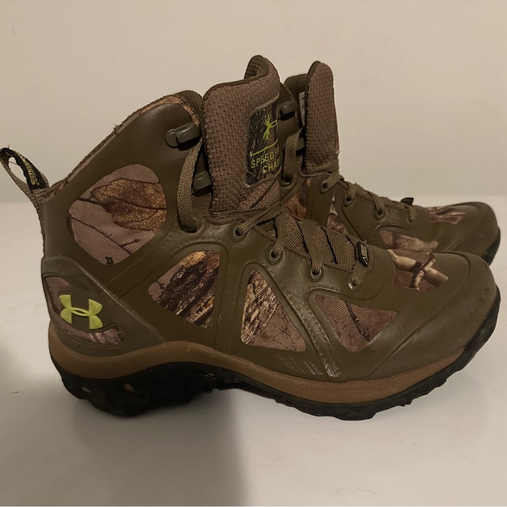 Under Armour speed freak Chaos Hunting boots men’s s 9 GoreTex w/scent control